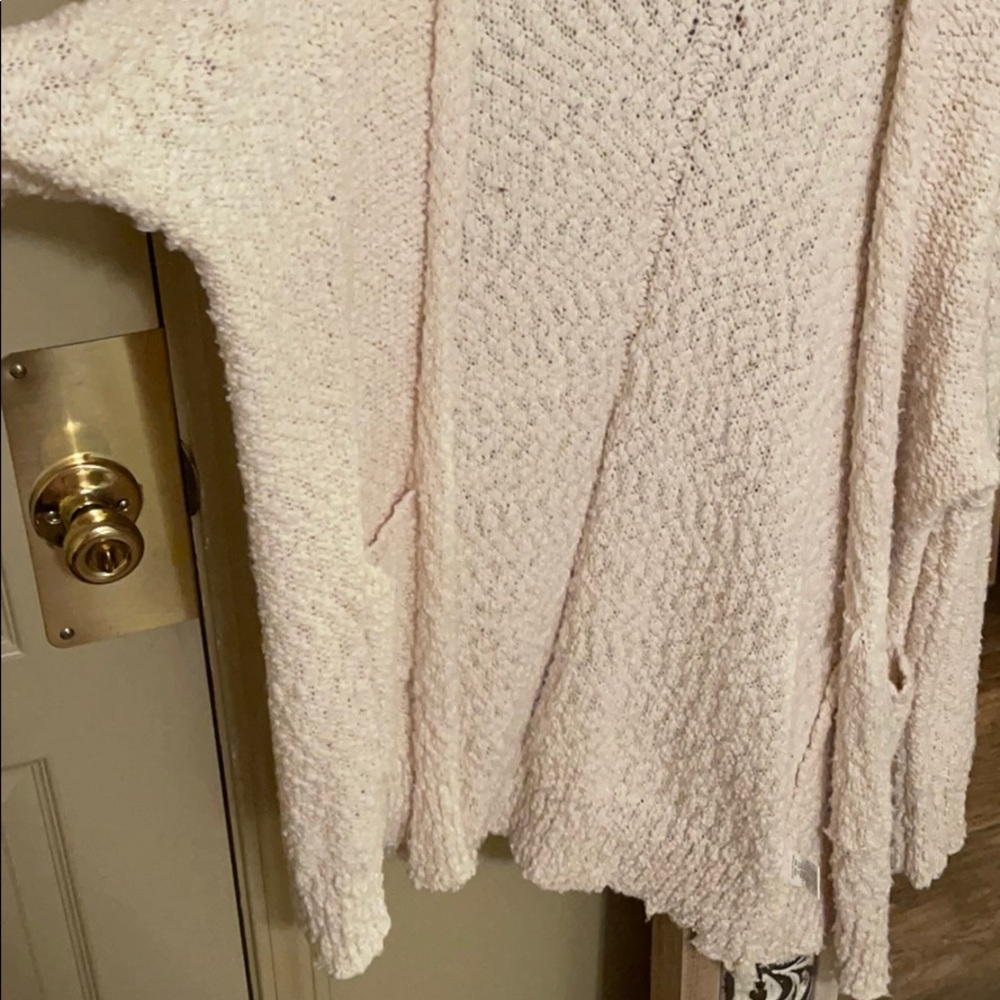 Cream - Picture 2 of 2